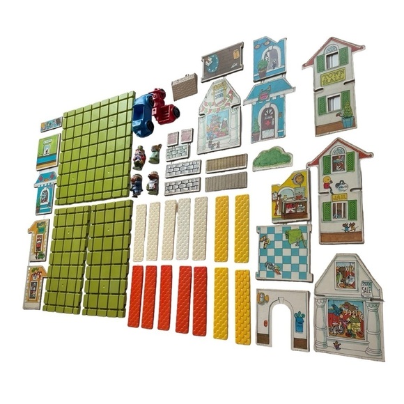 PLAYSKOOL RICHARD SCARRY'S PUZZLETOWN SET D MAYOR FOX'S TOWN CENTER 1976 - Picture 6 of 10